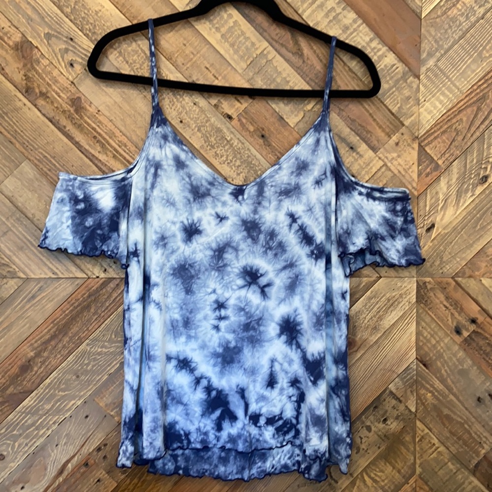 American eagle soft & sexy tie-dye cold shoulder